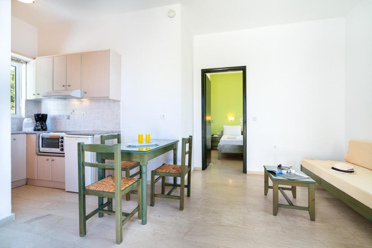 Eolos Apartments Ханья Экстерьер фото