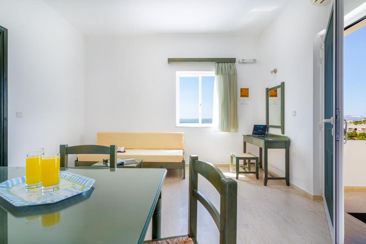 Eolos Apartments Ханья Экстерьер фото